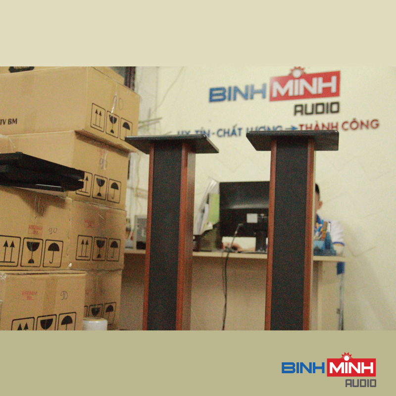 Chân loa gỗ chống rung Venza BM 90 tại Binh Minh Audio